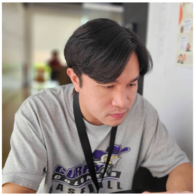 นายศิรายุธ จันต๊ะคาด (แบงค์)